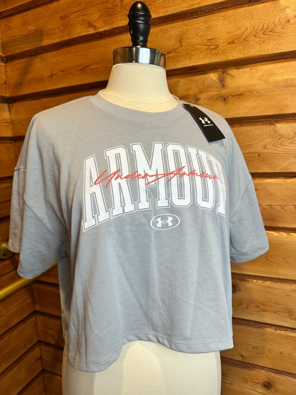 Under Armour NWT Cropped Graphic Tee Gray Athletic Top Women's